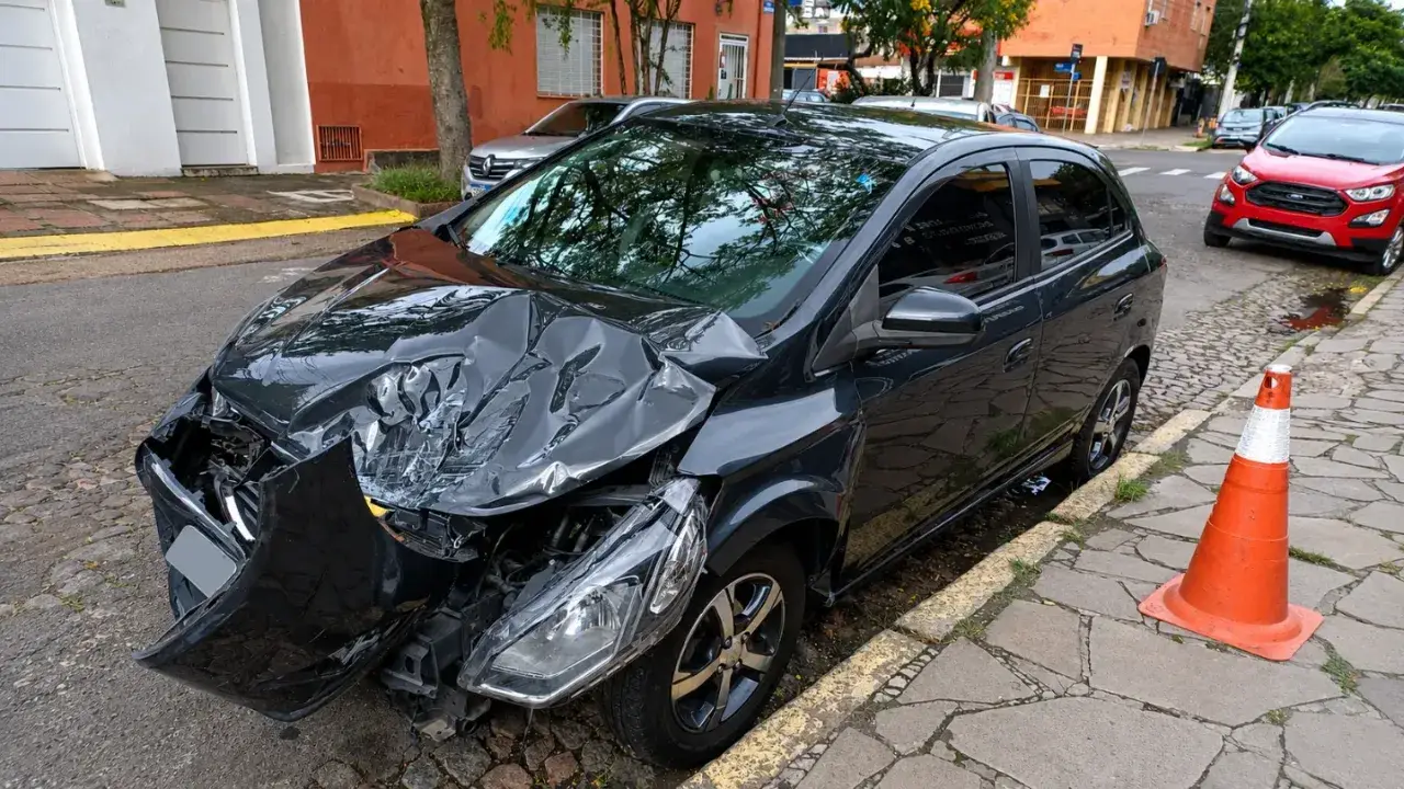 Carro antes do reparo na BOX688